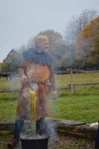 Mittelalterhaus Nienover (mit Daz grôze vrîe 1350) Okt. 2021